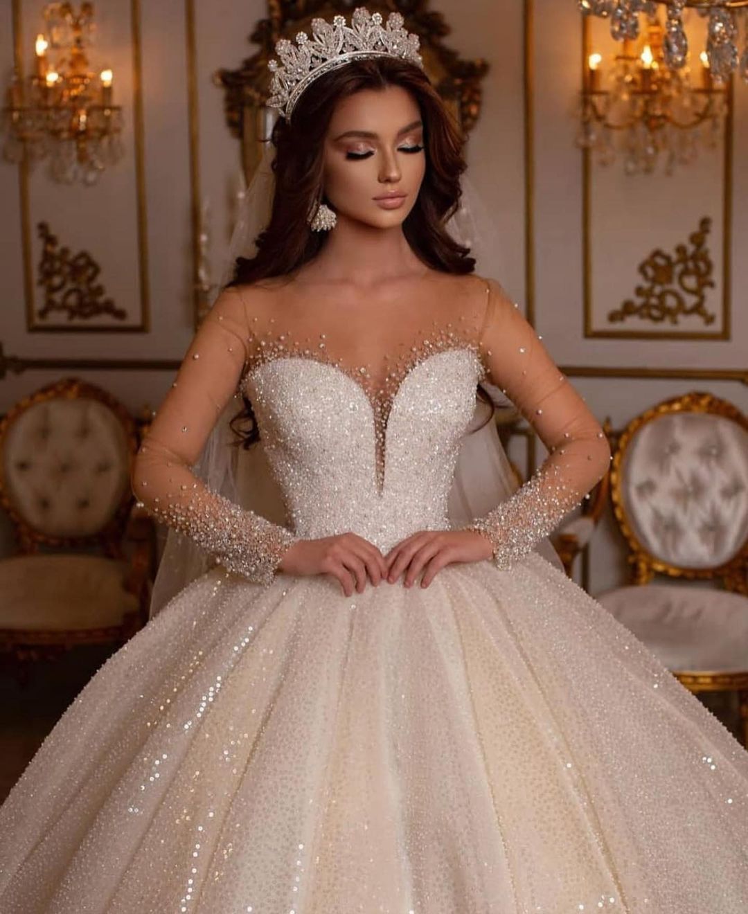 Sexy Long Sweetheart Ball Gown Wedding Dress with Sleeves