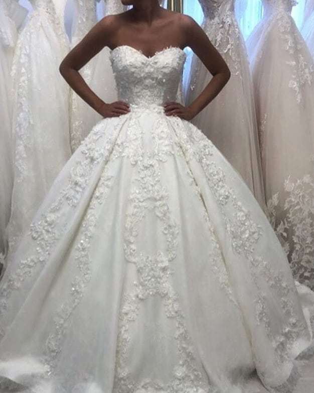 Popular Ball Gowns Long Sweetheart Wedding Dress with Lace Floral Appliques