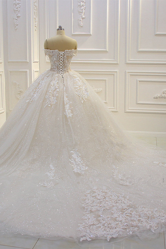 Chic Sequin Off-the-Shoulder Sweetheart Ball Gown Wedding Dress with Appliques Lace