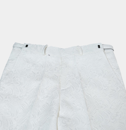 Elegant Two-Piece Shawl Lapel White Jacquard Wedding Groom Suits