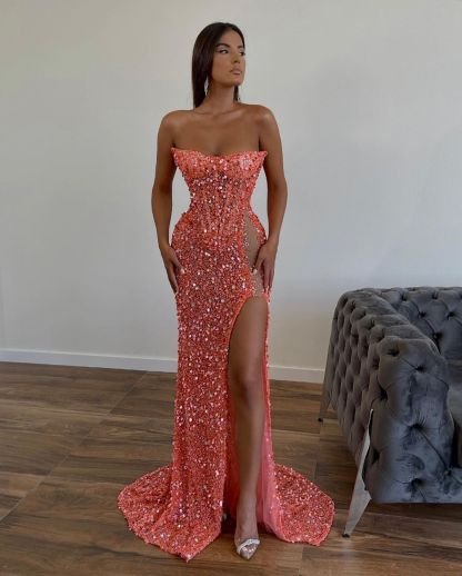Shining Emerald Sleeveless Sequins Strapless Evening Dress