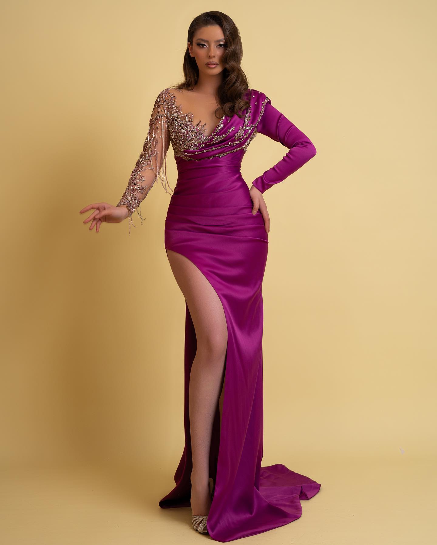 Elegant Purple Long Sleeves Satin Evening Dress Ball Gown With Beaded