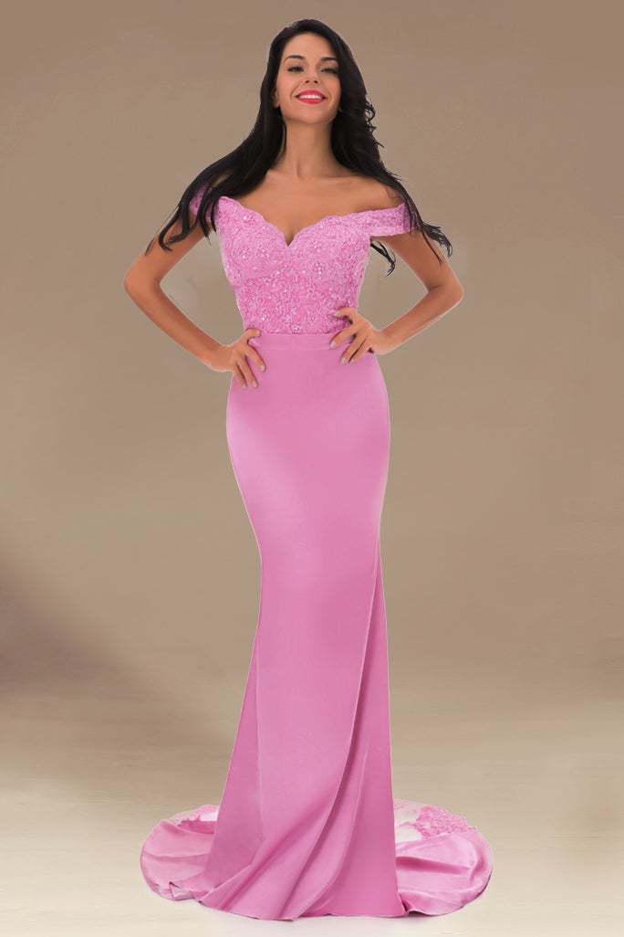 Mermaid Off-the-Shoulder Bridesmaid Dress with Appliques