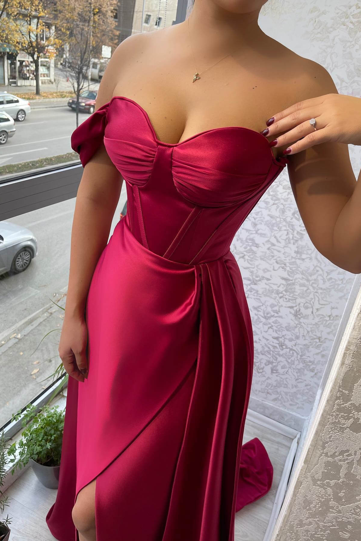 Classic One Shoulder Slit Strapless Sweetheart Evening Dress With Ruffle
