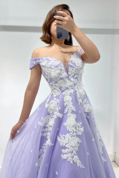 Amazing Lilac Off-The-Shoulder Sweetheart Tulle Evening Dress With Appliques