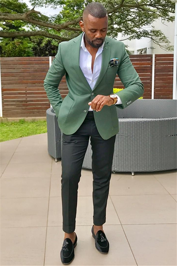 Stylish Green Groomsmen Tuxedos Alexander Formal Party Prom Suit with Notched Lapel