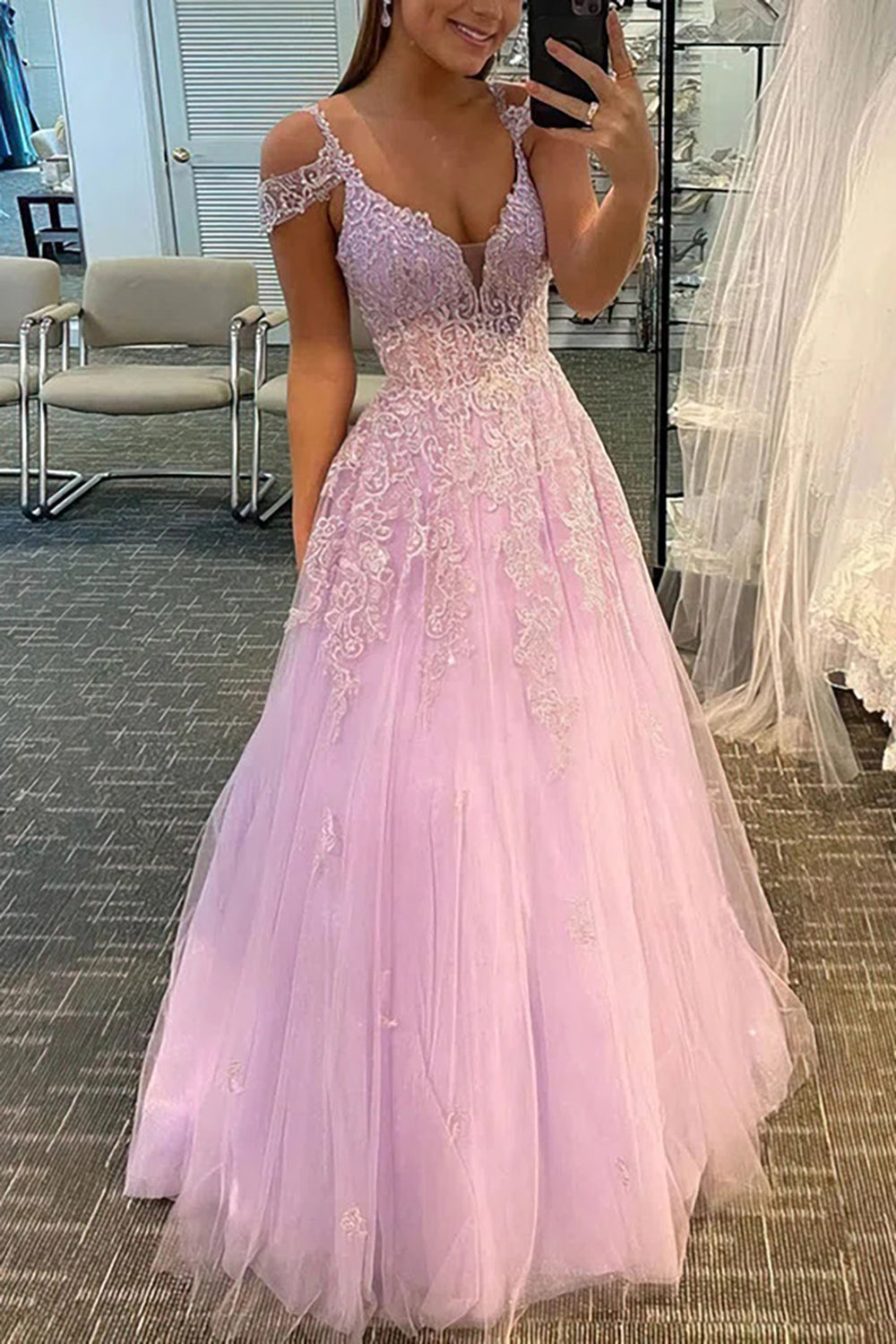 Off-Shoulder Prom Dress in Pink Tulle Featuring Appliques