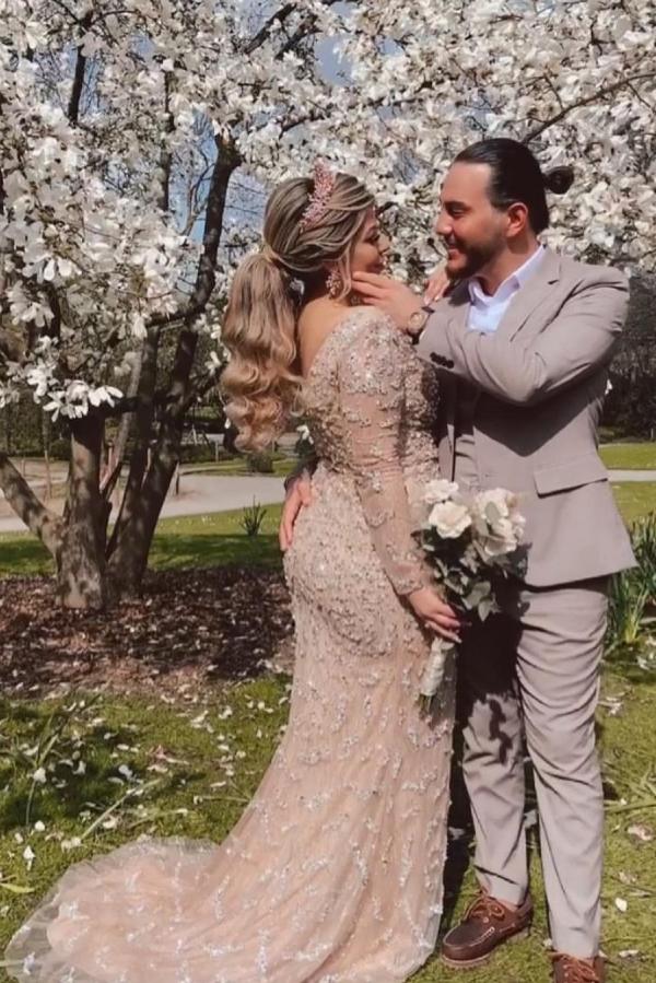 Romantic Mermaid Long Sleeves V-Neck Wedding Dress with Slit