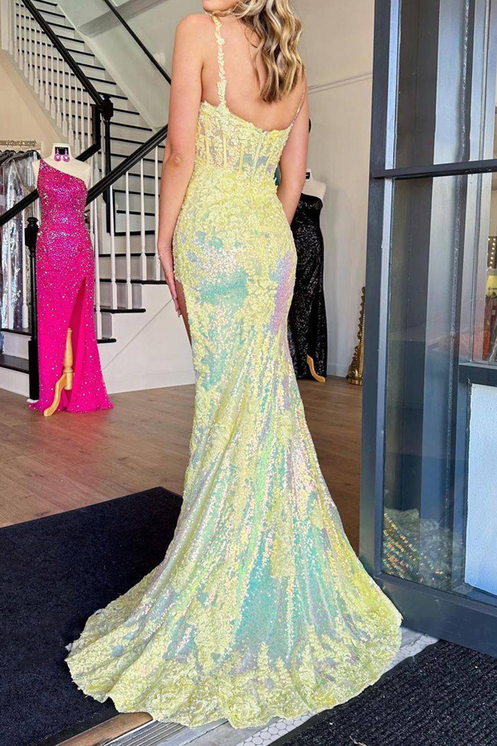 Elegant Yellow Mermaid Prom Dress with Square Neck and Front Split