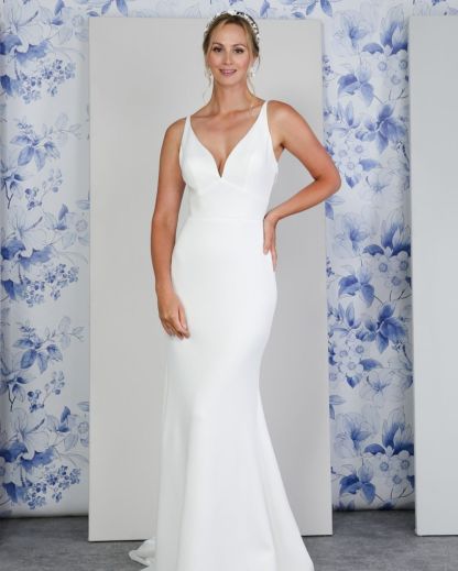 Lace Back Spaghetti Strap White Chiffon Sleeveless Mermaid Formal Dress