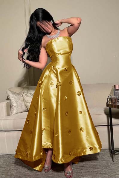 Strapless Sleeveless Long Formal Dress With Pleated Appliques