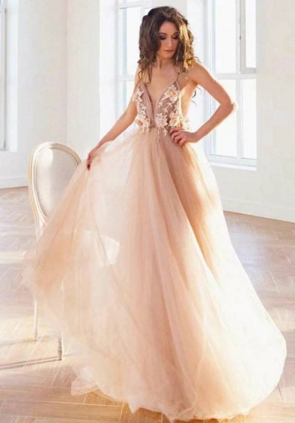 Modern V-Neck Backless A-Line Long Wedding Dress with Tulle Floral
