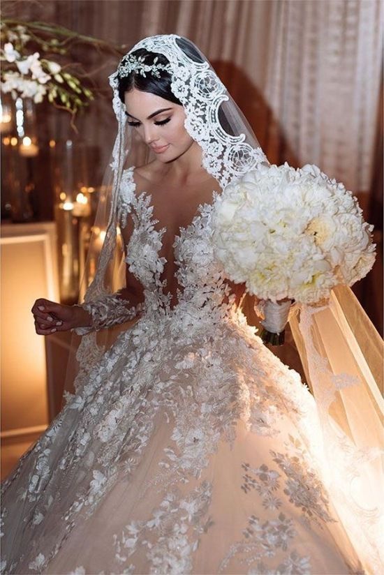Modest Backless Floor-Length Princess Bateau Long Sleeves Wedding Dress Appliques Lace Ruffles