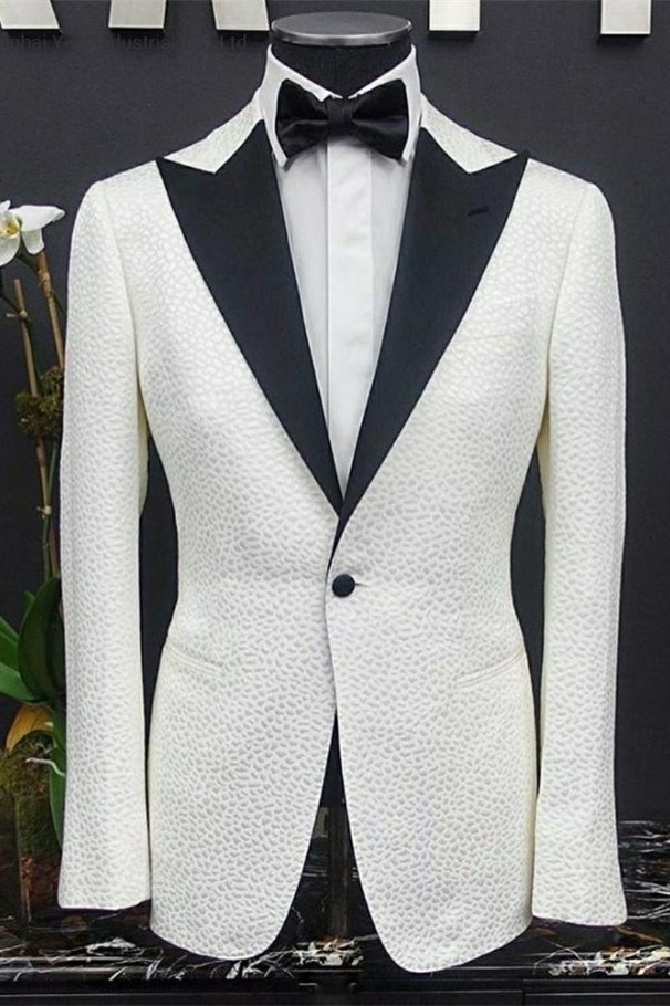 Beautiful Slim Fit White Peaked Lapel One Button Wedding Tuxedo