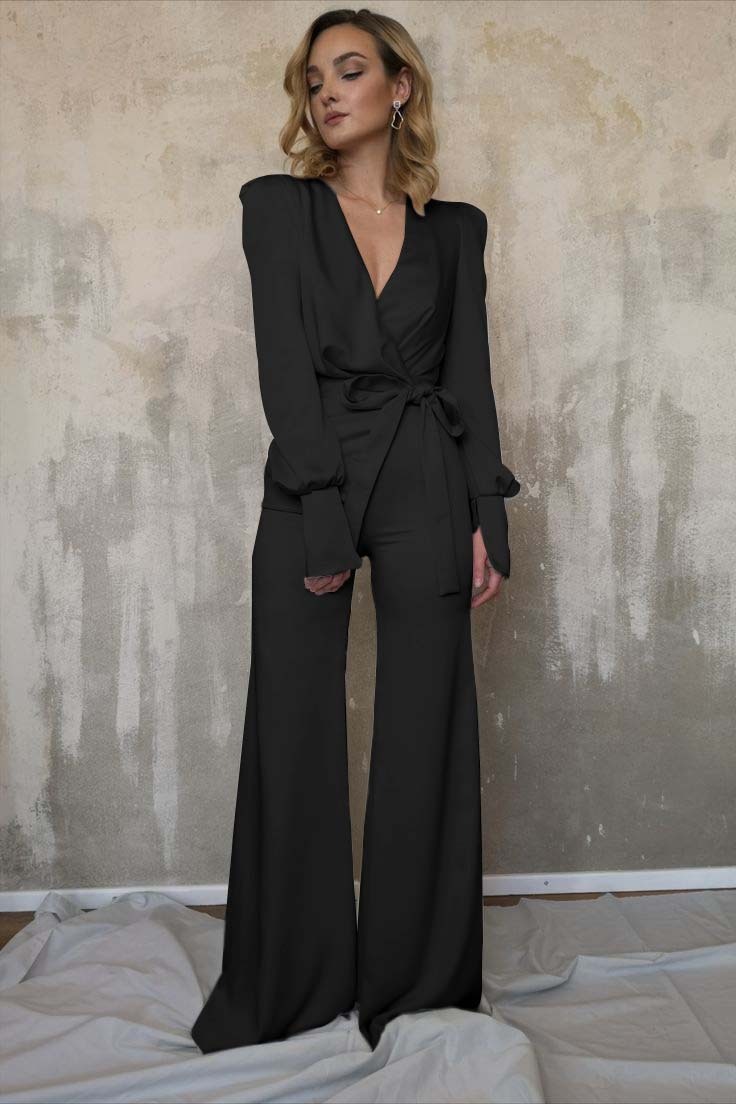Charming Long Sleeves White V-Neck Long Jump Suit With Belt