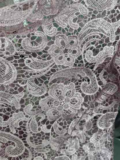 A-Line/Princess Scoop Mother of the Bride Dresses with Pleated & Lace Appliques Floor-Length