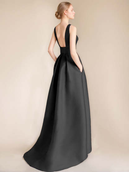 Elegant Asymmetrical A-Line Princess Scoop Mother of the Bride & Groom Sleeveless Dress with Appliques