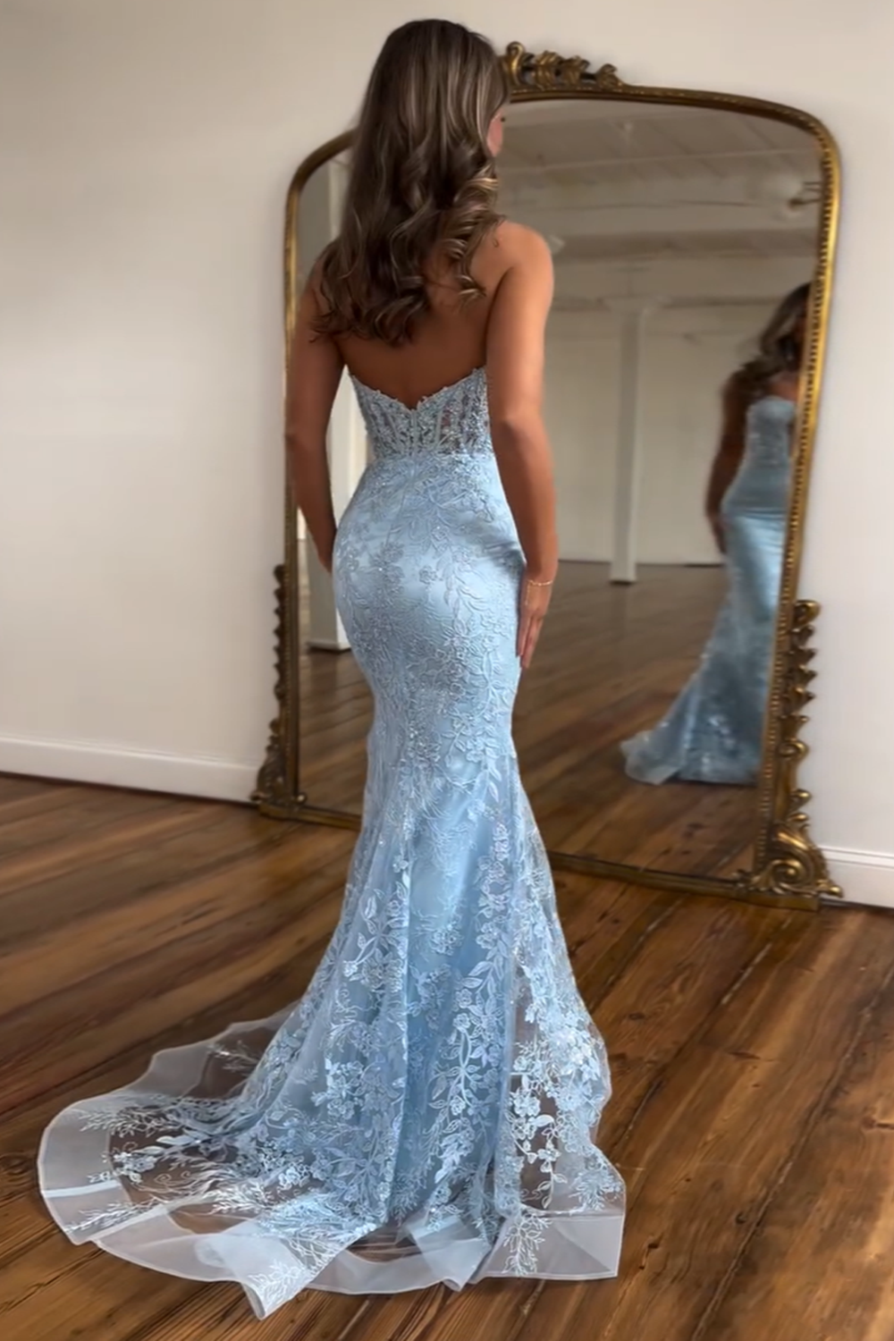 Long Corset Prom Dress with Appliques in Sweetheart Mermaid Style and Lilac