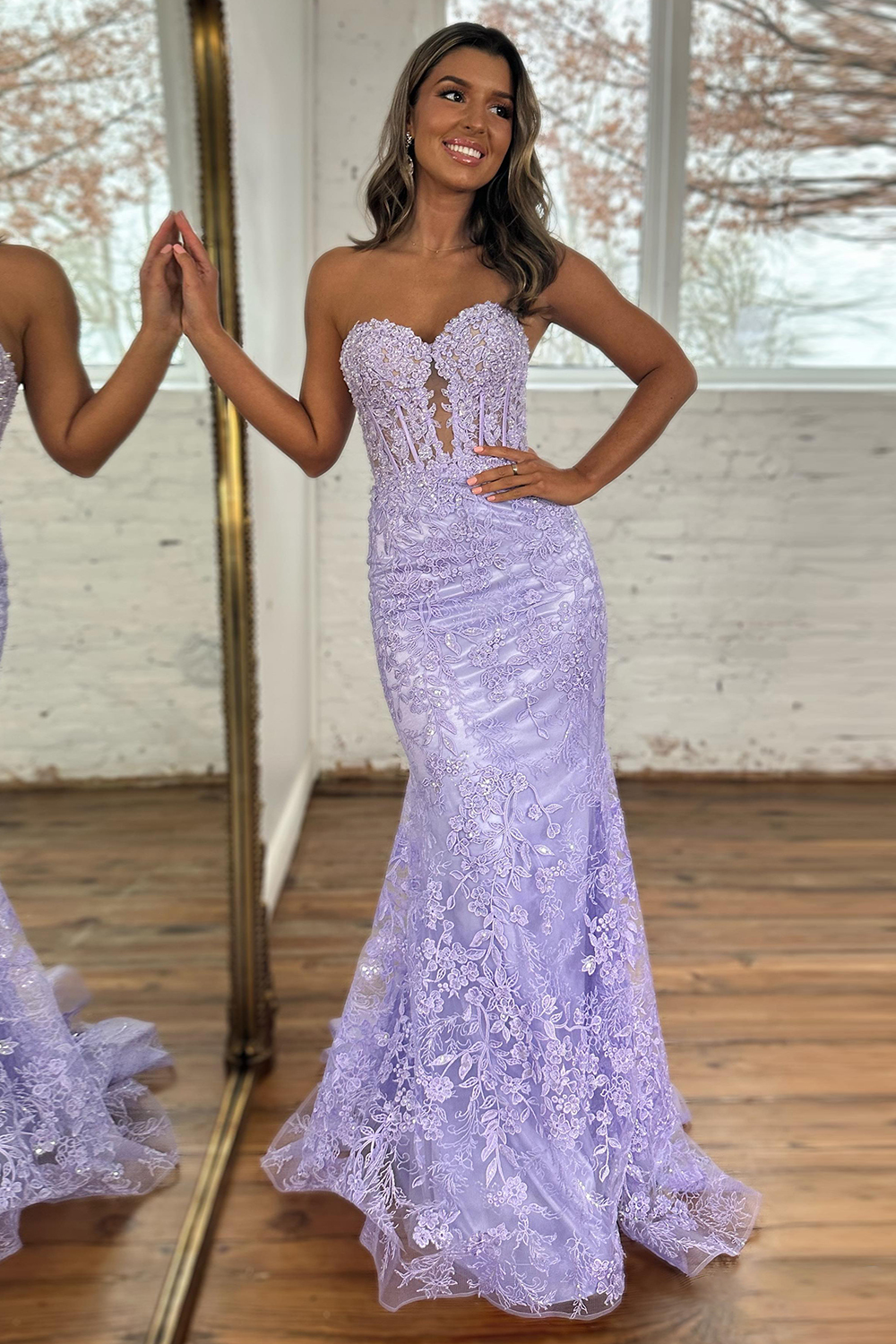 Long Corset Prom Dress with Appliques in Sweetheart Mermaid Style and Lilac