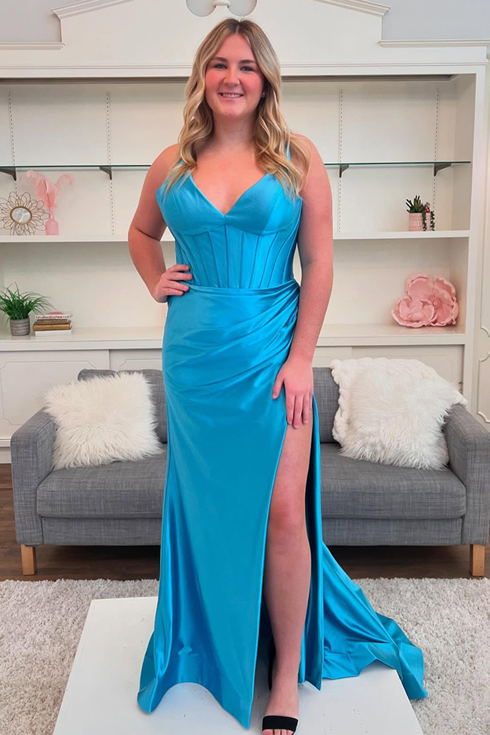 Long Corset Prom Dress in Purple Satin with V-neck Mermaid Cut Ruched Detail and Slit