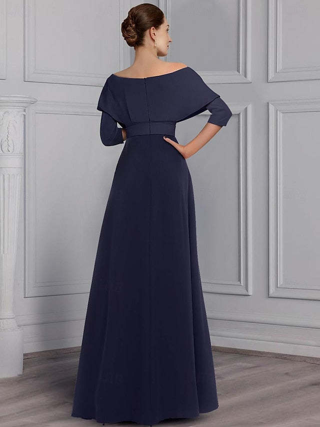 Long-Sleeve Scoop Neck Pantsuit for the Mother of the Bride Featuring a Belt