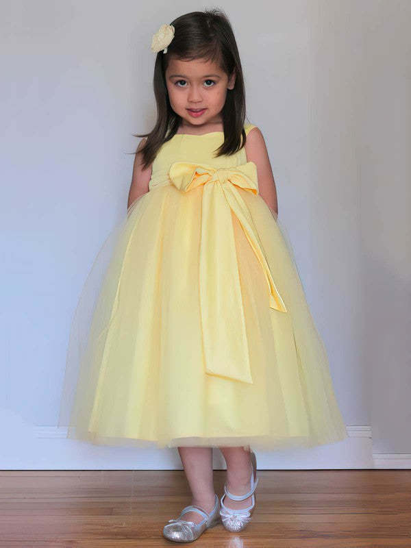 A-line Scoop Neck Tulle Tea-length Bow Flower Girl Dresses