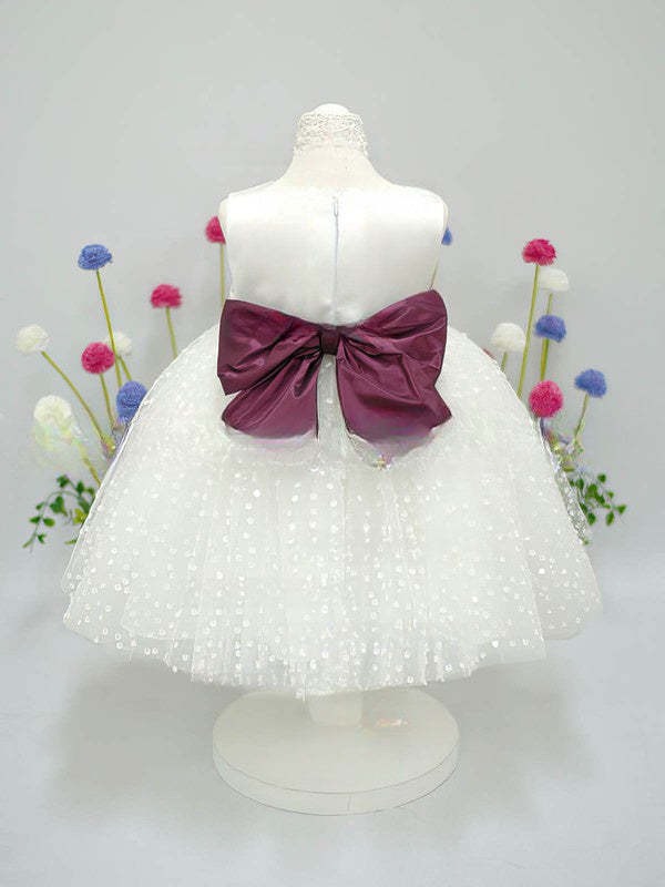 Elegant Ball Gown Scoop Neck Tulle Flower Girl Dresses