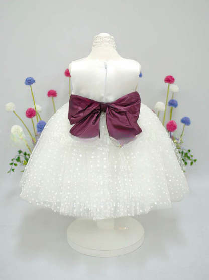 Elegant Ball Gown Scoop Neck Tulle Flower Girl Dresses