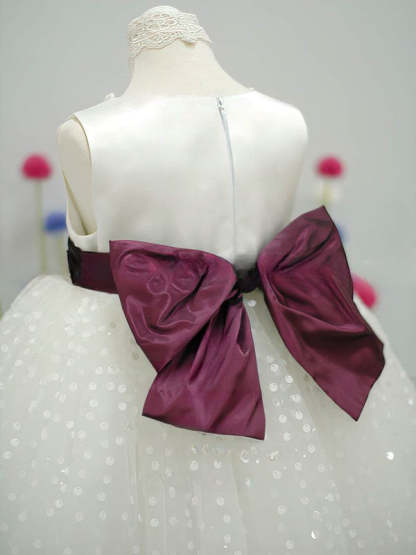 Elegant Ball Gown Scoop Neck Tulle Flower Girl Dresses