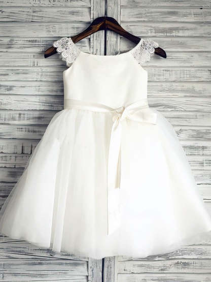 Scoop Neck Lace Satin Tulle Ball Gown with Sashes/Ribbons and Flowers for Girls