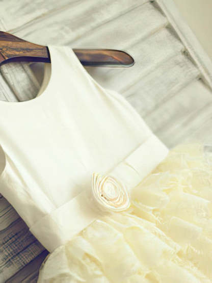 Ball Gown Lace Satin Tulle Flower Girl Dresses with Scoop Neck and Sashes / Ribbons