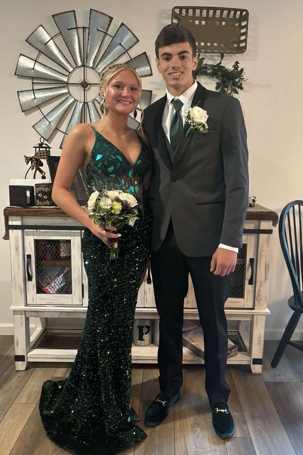 Long Corset Prom Dress in Emerald Green with Mermaid Sequins and Spaghetti Straps Featuring a Slit