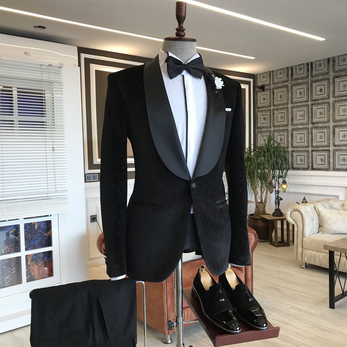 Gentle Black Slim Fit Shawl Lapel with One Button Sparkle Wedding Suits