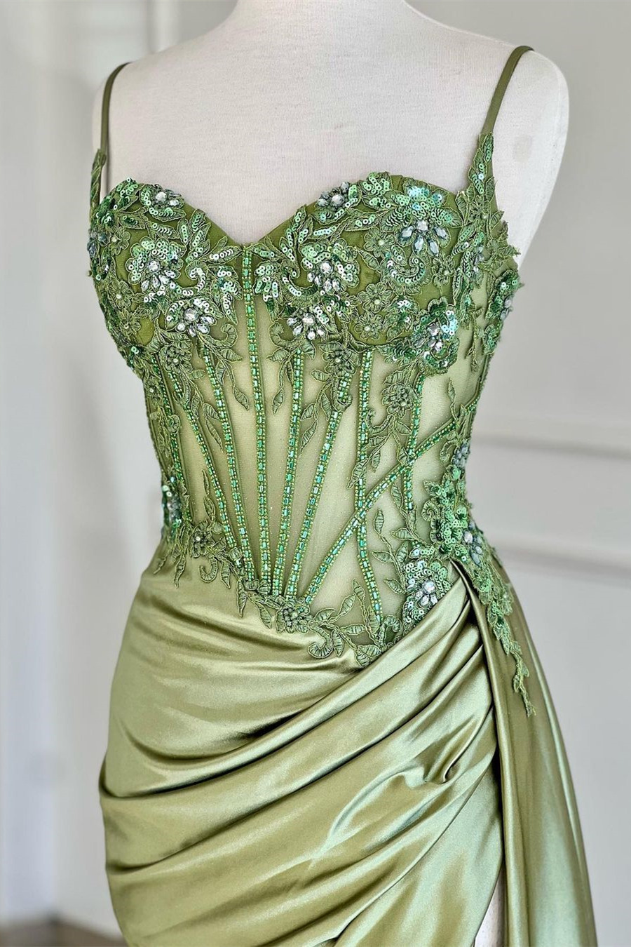 Silver Corset Prom Dress with Trendy Mermaid Spaghetti Straps and Appliques