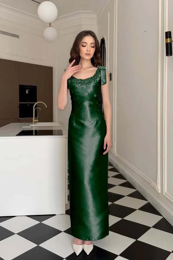 Glamorous Straps Sleeveless Long Formal Dress With Appliques Beading