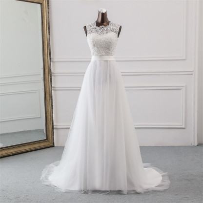 Classic Tulle Long A-Line Jewel Wedding Dress with Appliques Lace