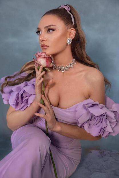 Off the Shoulder Sleeveless Long Mermaid Formal Dress With Pleated