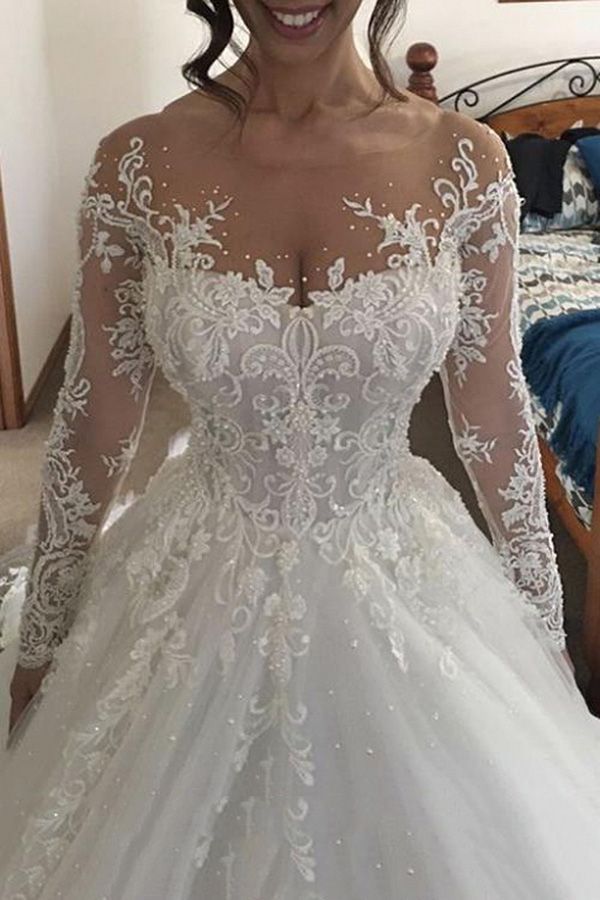Charming White Long Sleeves Wedding Dresses with Appliques