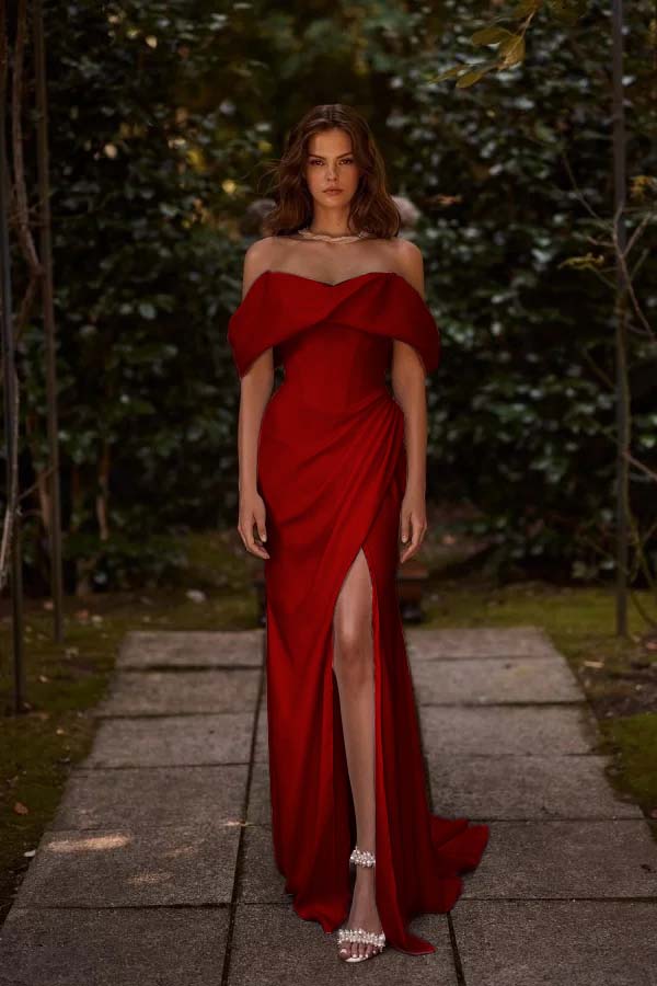 Off the Shoulder Sleeveless Long Mermaid Formal Dress With Split Pleated