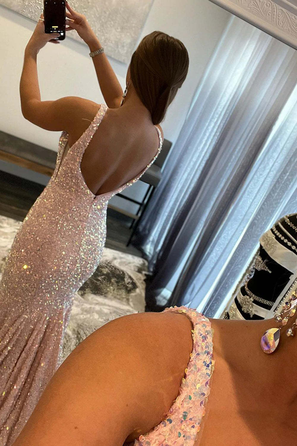 Mermaid Prom Dress with Deep V Neck in Pink