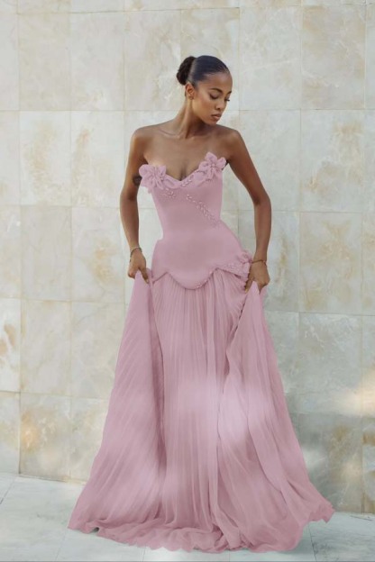 Stunning Strapless Sleeveless Long Formal Dress With Pleated Beading