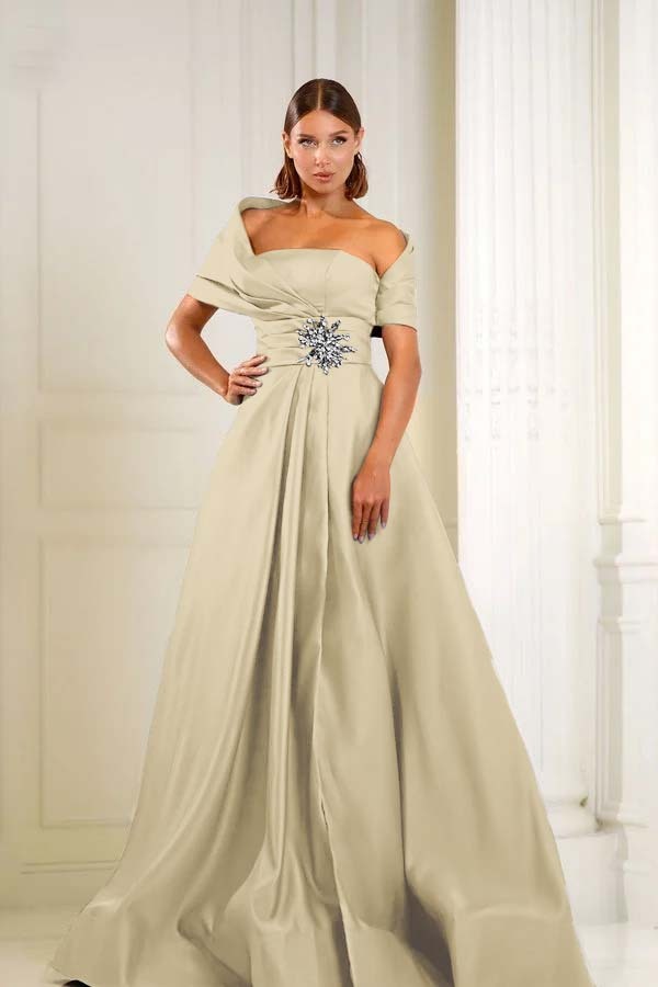 Off the Shoulder Sleeveless Long Formal Dress With Pleated Beading