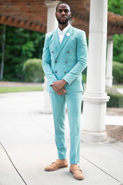Stylish Sky Blue Double-Breasted Homecoming Suit for Boy with Peaked Lapel