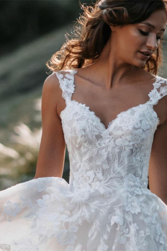 Cap Sleeves A-Line Tulle Lace Wedding Dress