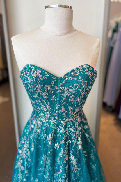 Elegant Sweetheart Peacock Blue A-Line Corset Prom Dress Featuring Appliques