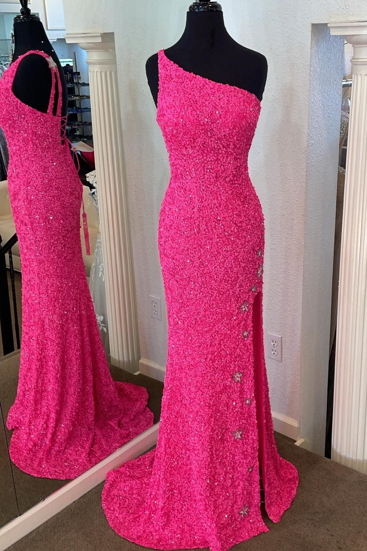 Sparkle Black Sequins One Shoulder Sleeveless Mermaid Formal Dress With Split