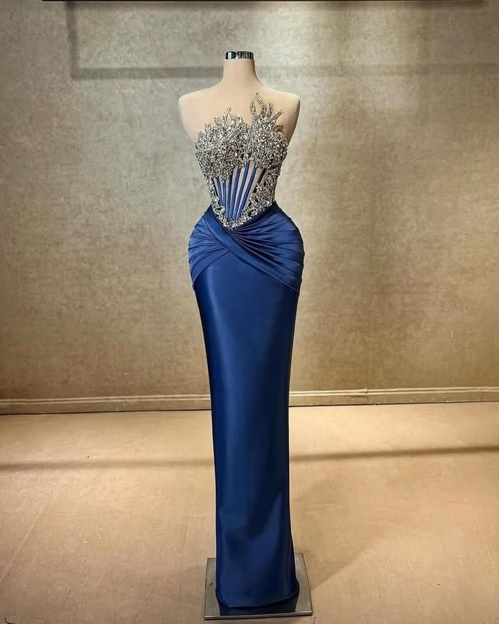 Strapless Sleeveless Long Mermaid Formal Dress With Beading Pleated