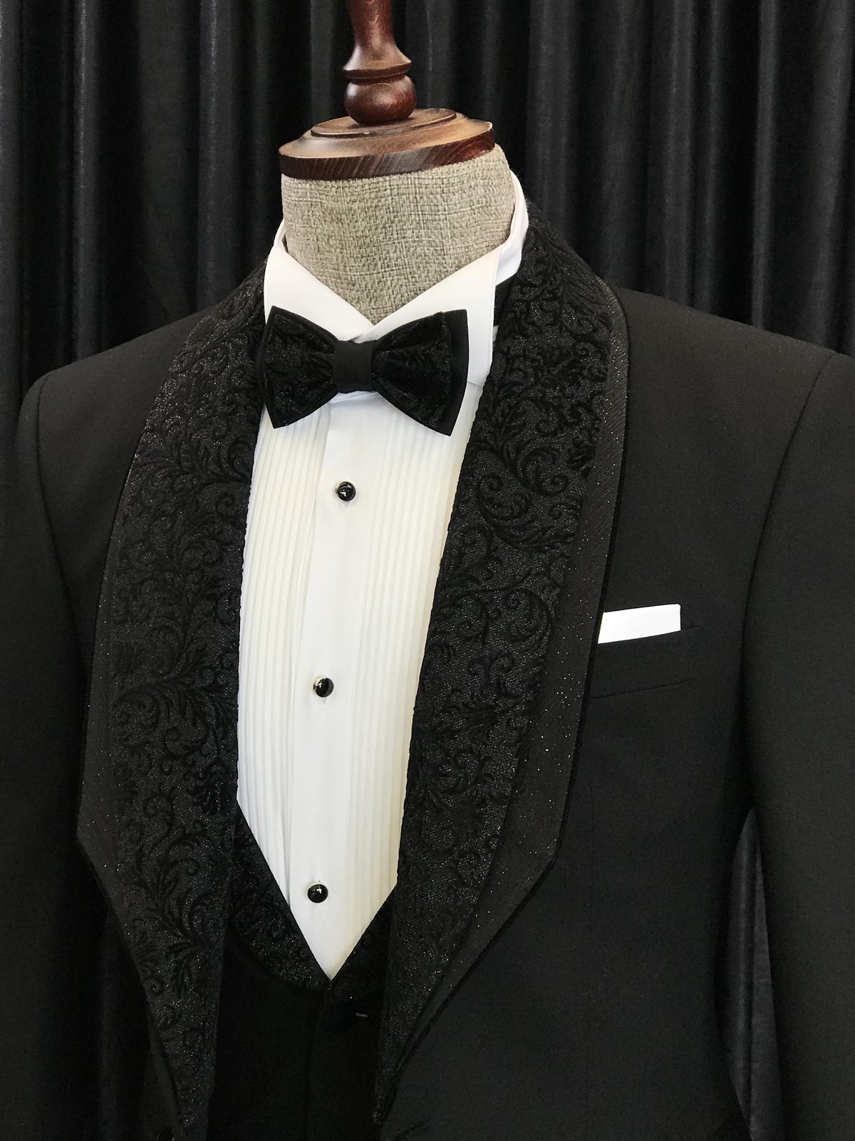 Stylish Slim-Fit Black Wedding Men's Suits with Special Jacquard Lapel
