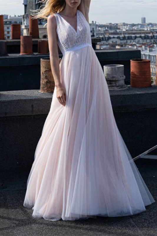 Beach V-Neck Wedding Dress Tulle Sleeveless