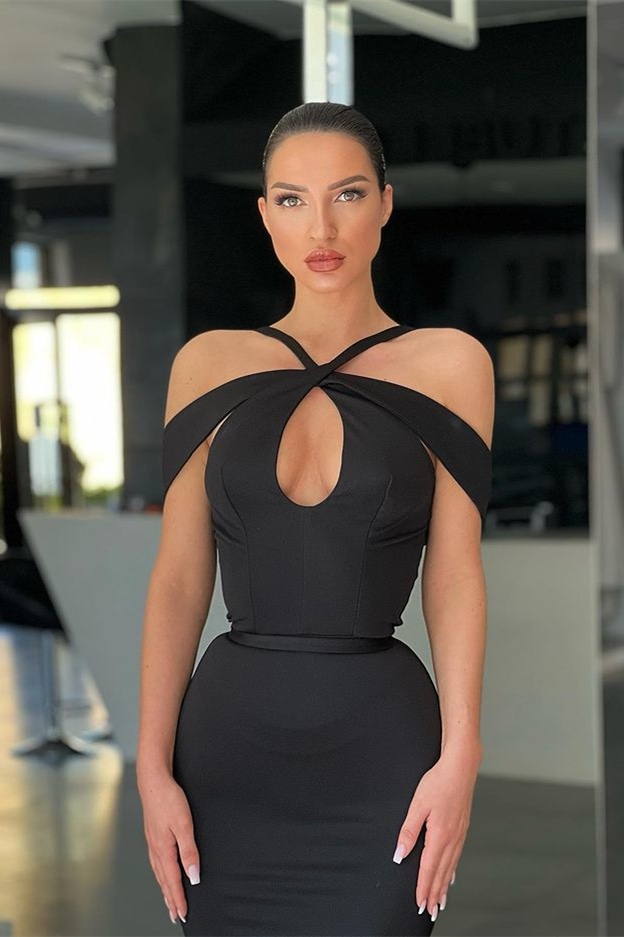 Off-The-Shoulder Mermaid Black Halter Evening Dress